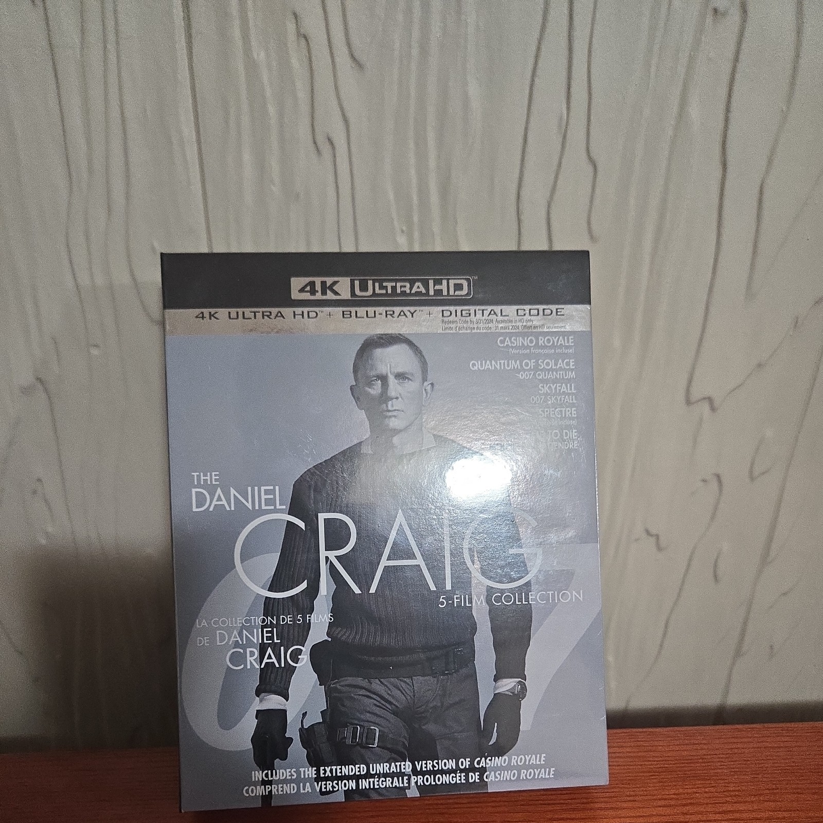 James Bond: Daniel Craig 5-Film Collection 4k ultra hd + blu ray. shipped in box