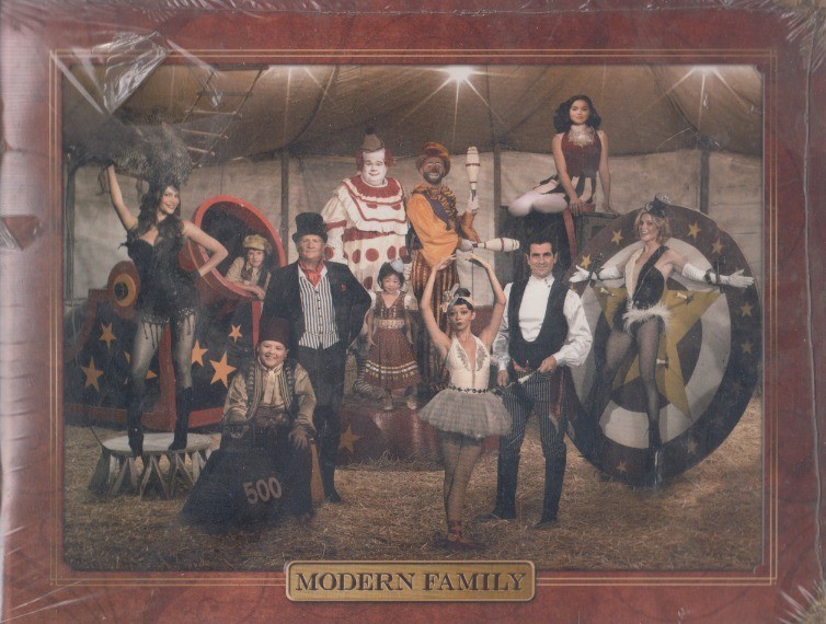 Modern Family FYC 4 Episodes DVD VIDEO COMEDY family Ed O’Neill Vergara NEW SEAL