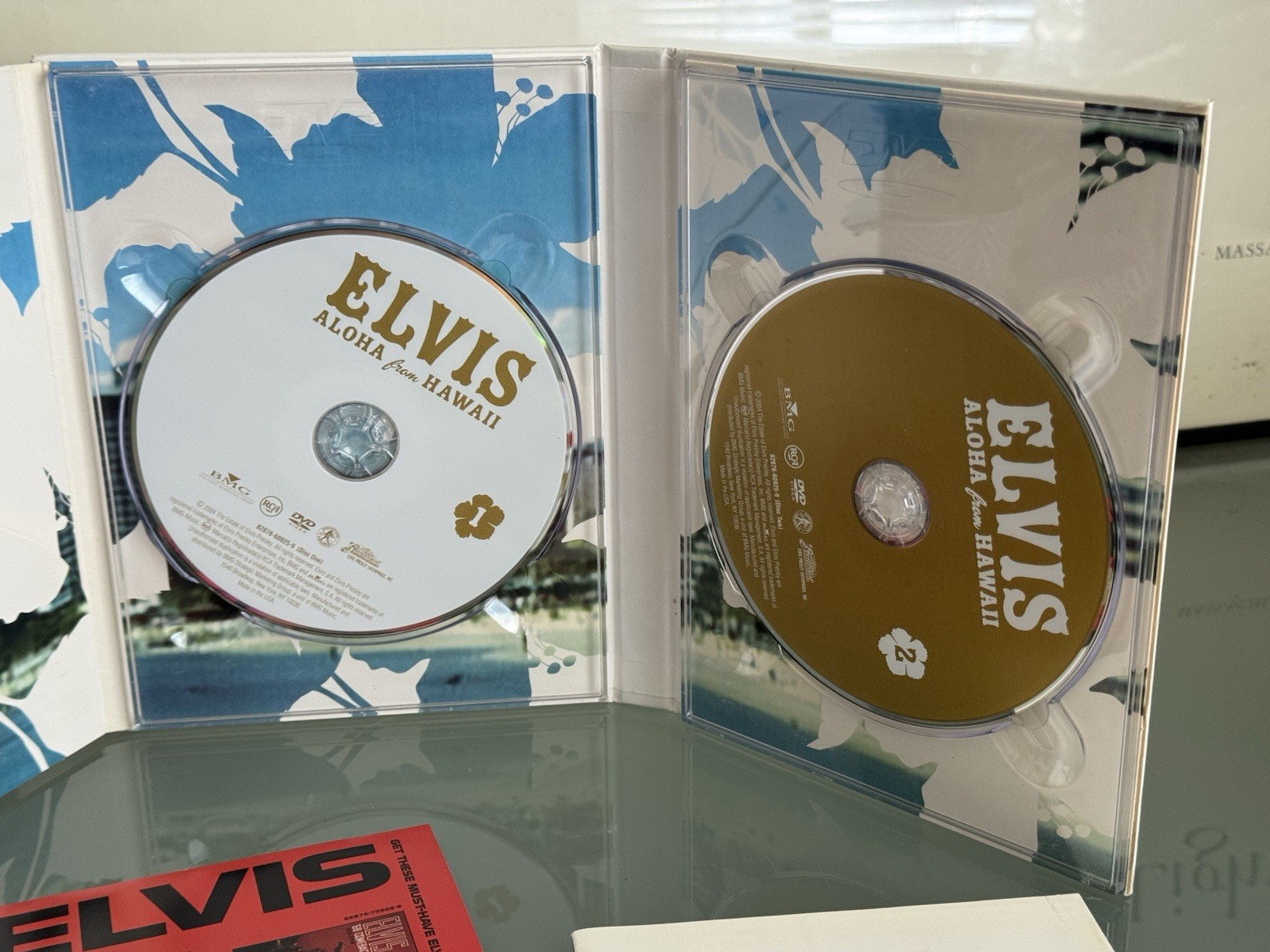 ELVIS PRESLEY – Aloha from Hawaii – Deluxe Edition 2-DVD Set w/Booklet 2004 Mint