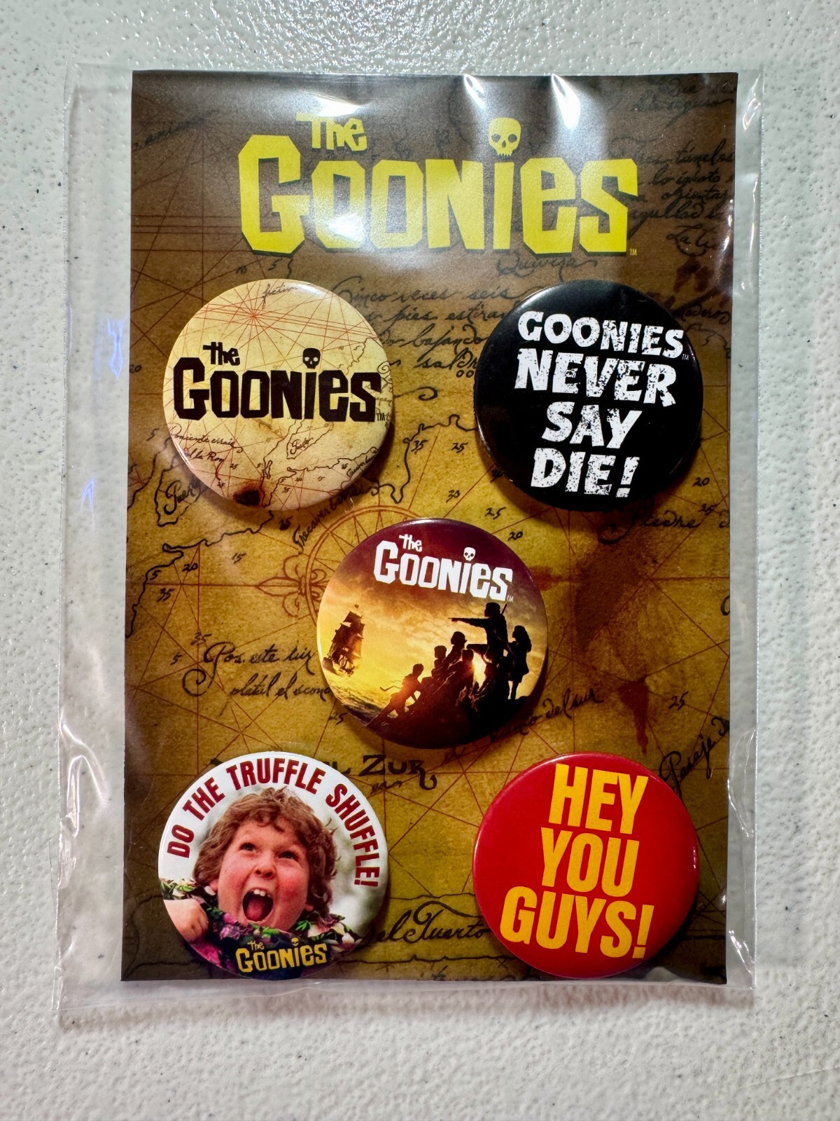 The Goonies 4K Blu-ray Gift Set – *Perfect Condition, Complete, Like New*