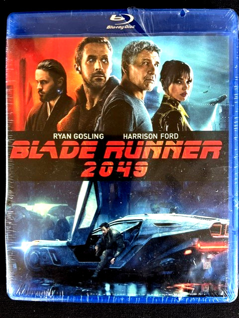 BLADE RUNNER 2049-2017 (Blu-Ray) W/ Features, Ryan Gosling, Harrison Ford NEW