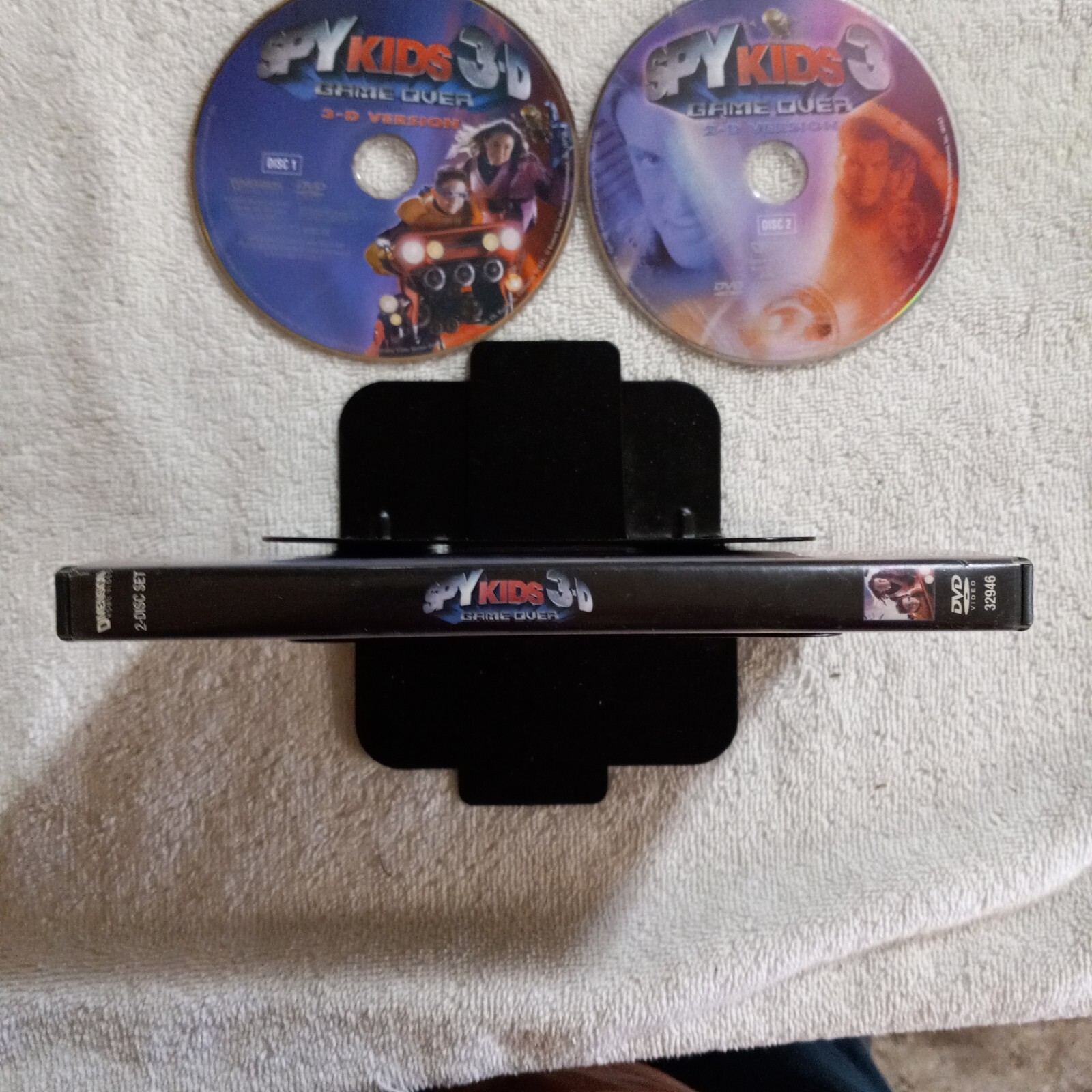 Spy Kids 3: Game Over (DVD, 2004, Incl. 2-D and 3-D Versions, PG, Wide, 84 min.)