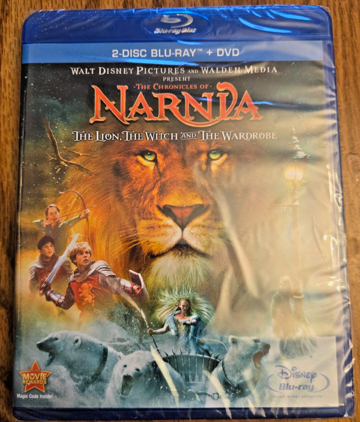 Disney’s The Chronicles of Narnia: The Lion, The Witch & the Wardrobe Blu-ray Nw