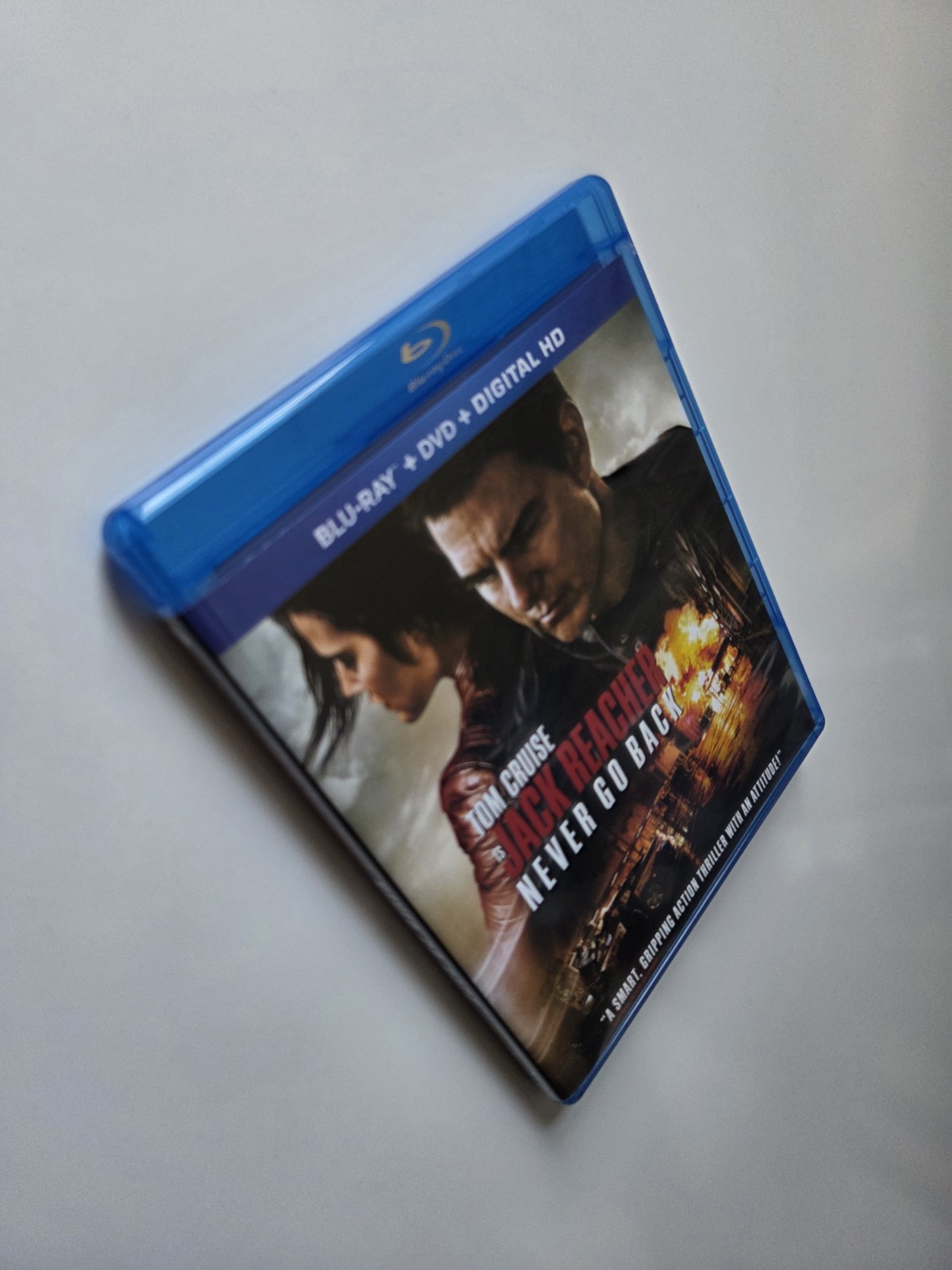 Jack Reacher: Never Go Back (Blu-ray/DVD, 2016, 2-Disc Set) LIKE NEW