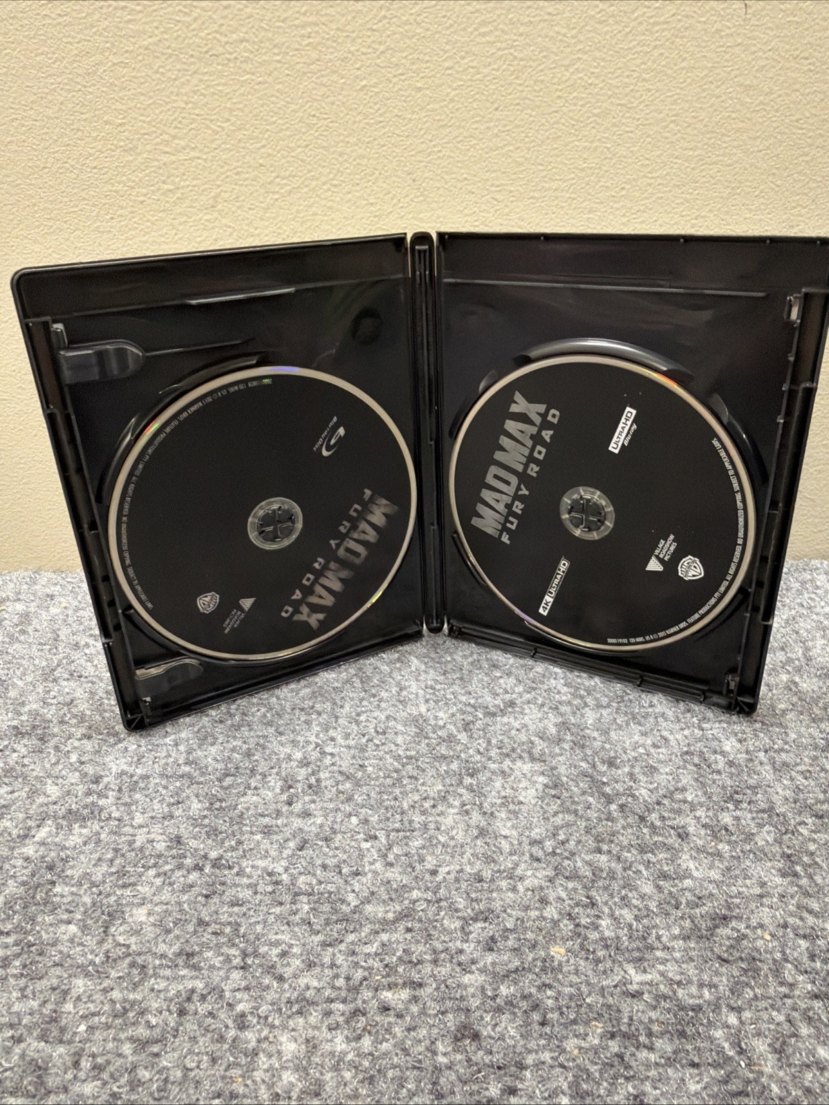 Mad Max: Fury Road (4K Ultra HD + Blu-ray, 2015)