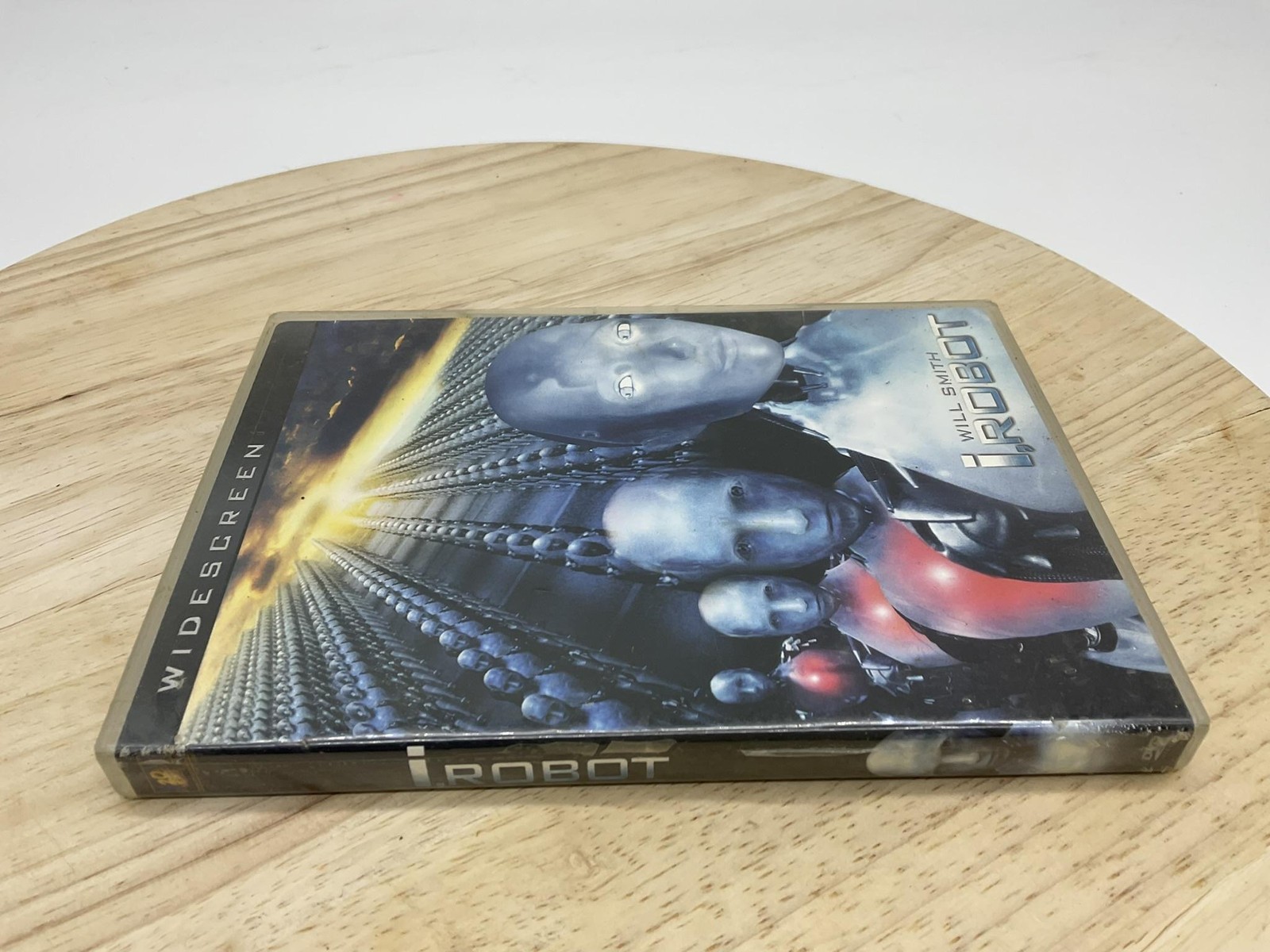 I, Robot DVD 2004 Will Smith PG13 Widescreen 20th Century Fox Sci-Fi Action