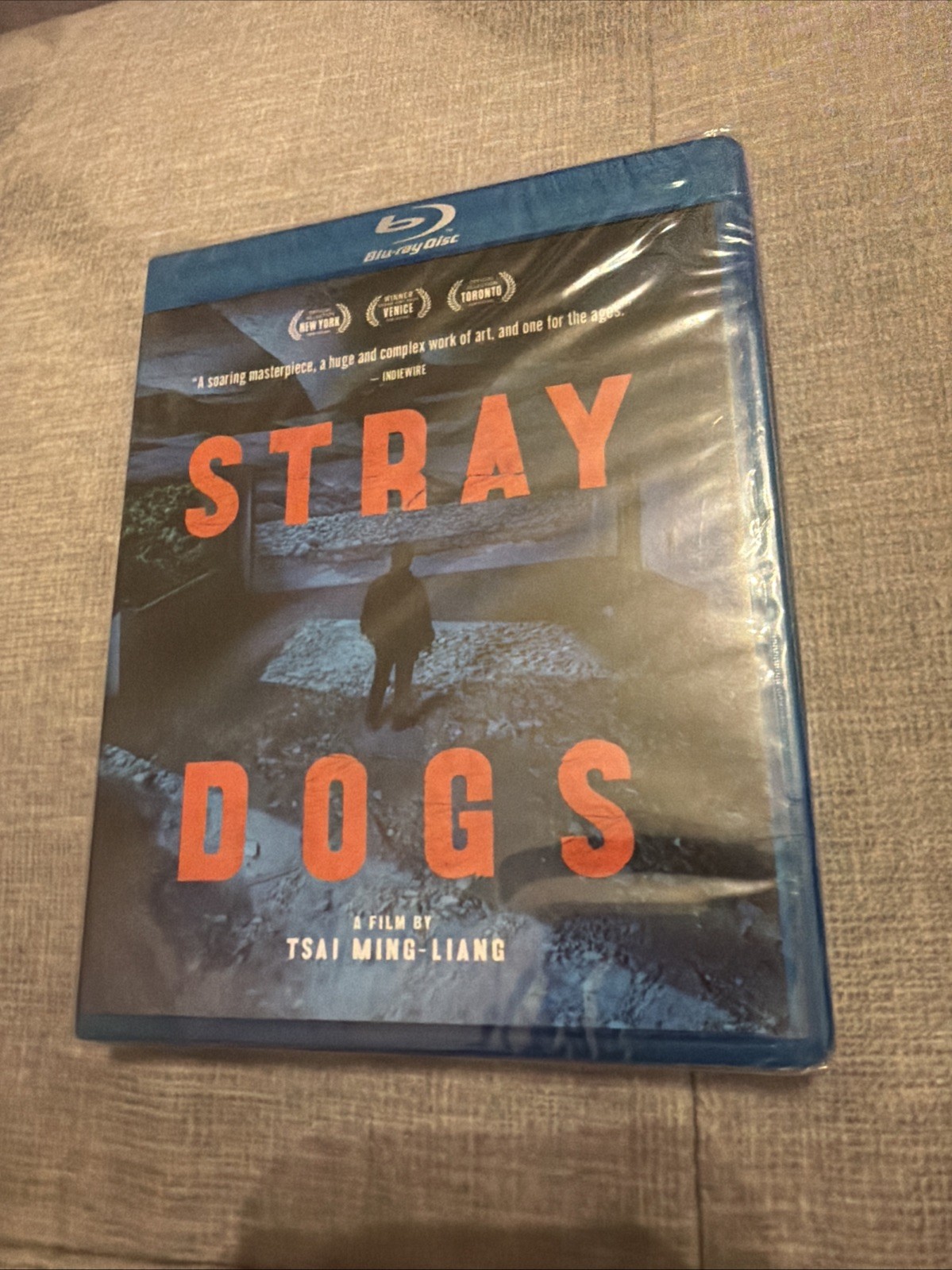Stray Dogs [Blu-ray] OOP RARE