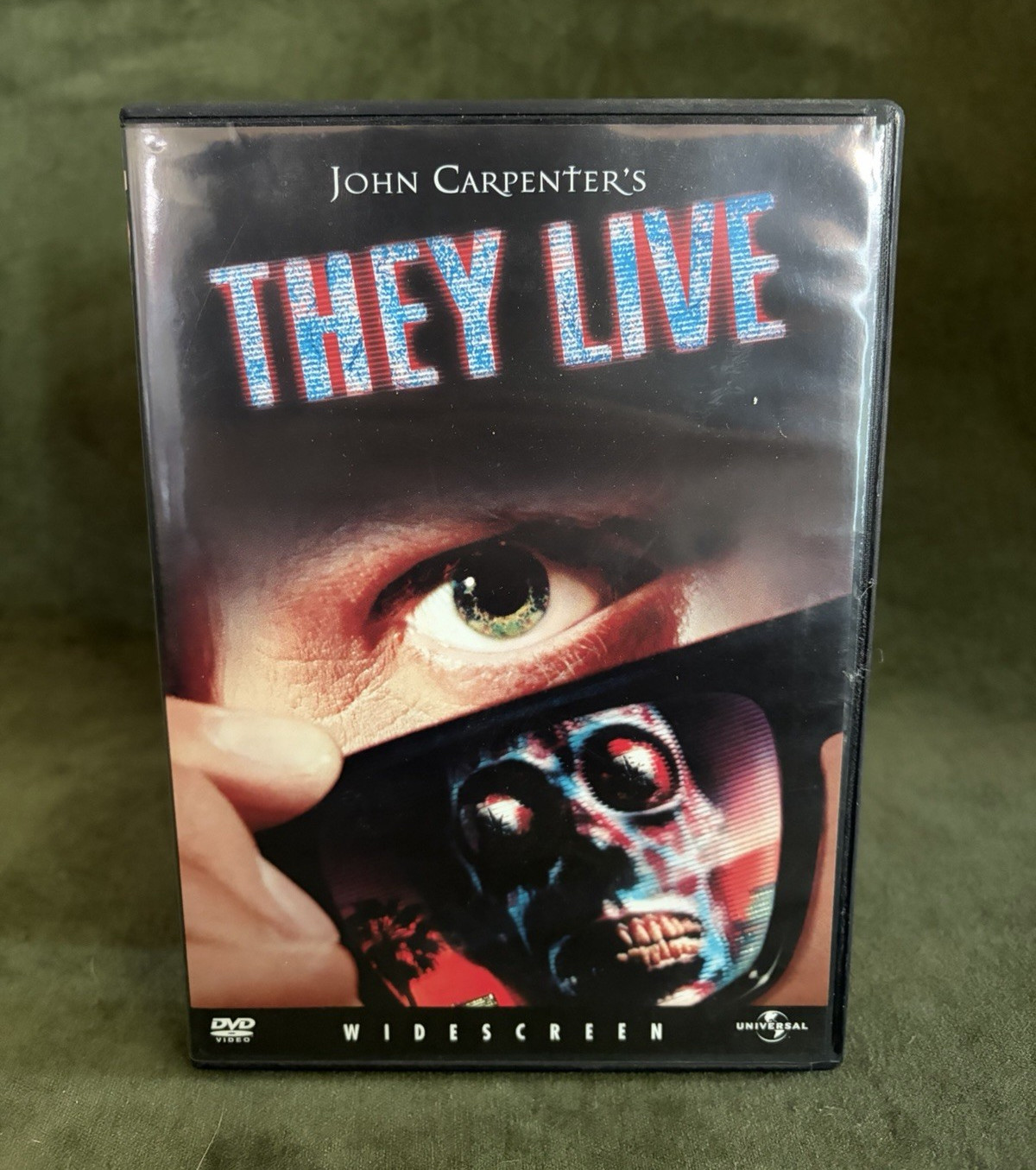 Universal They Live Widescreen DVD w/ Subtitles John Carpenter Roddy Piper R