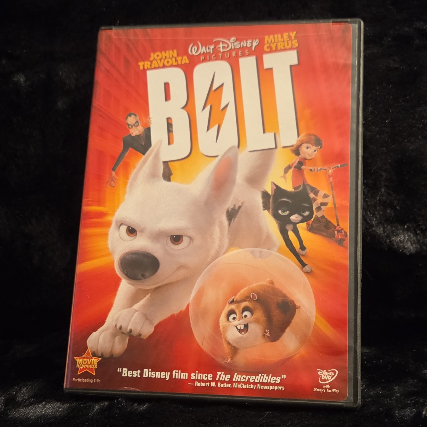 Walt Disney Studios Bolt DVD Widescreen PG 2009 96 min Travolta Cyrus