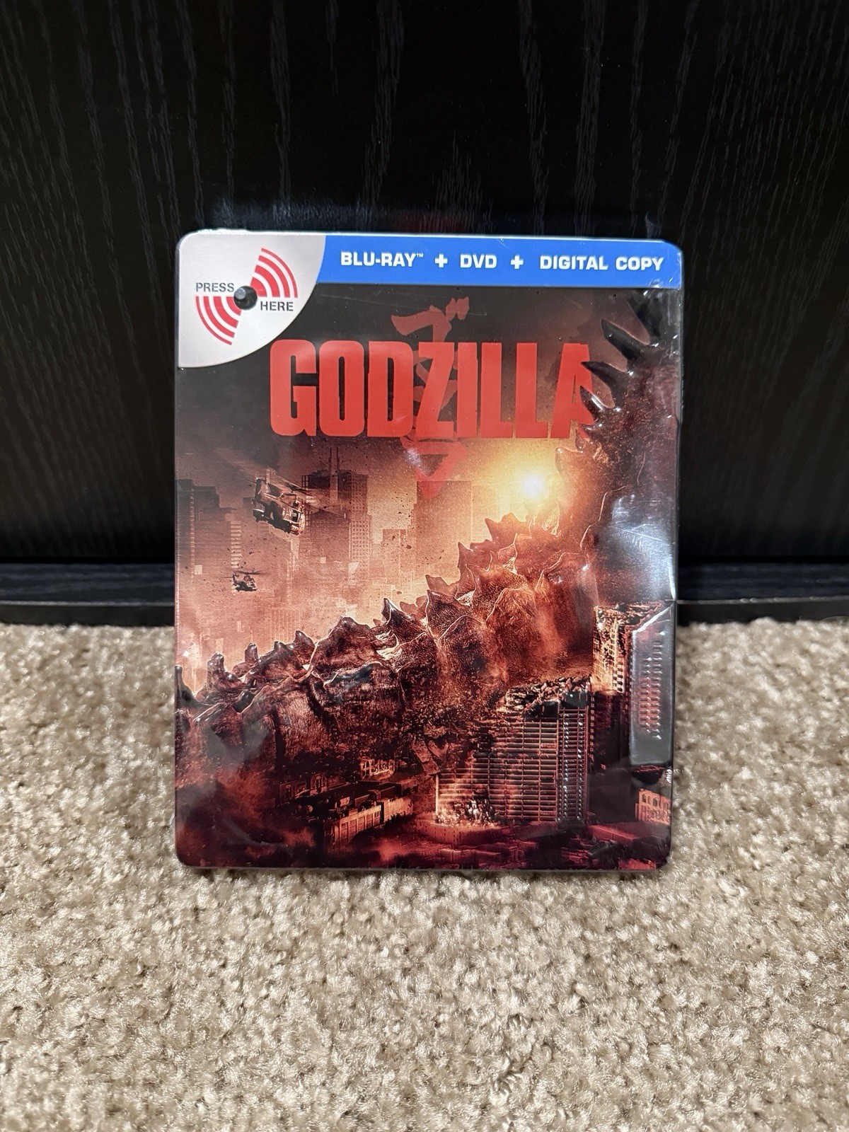 Godzilla [Blu-Ray + DVD + Digital] (Steelbook) 2014. Rare & OOP. BRAND NEW!!