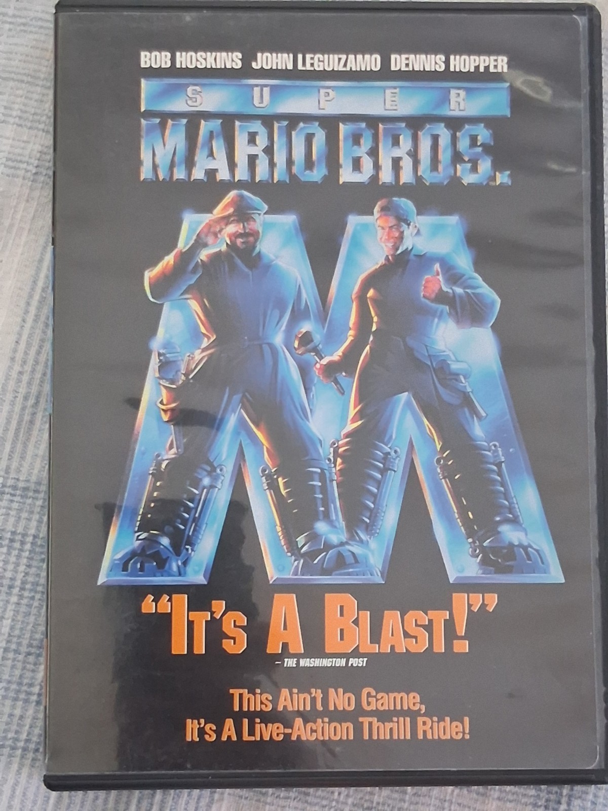 Super Mario Bros. DVD – 1993 – Bob Hoskins Dennis Hopper John Leguizamo
