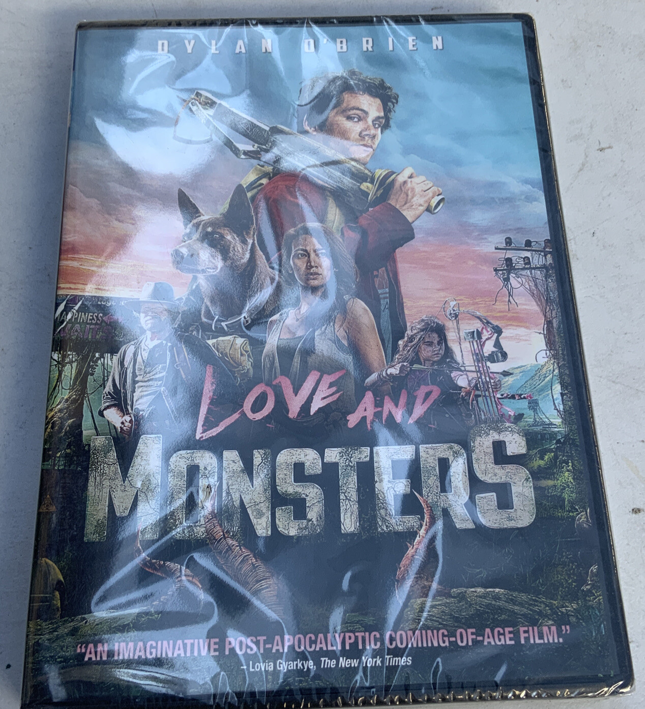 🍏 LOVE AND MONSTERS, DVD,New ‼️