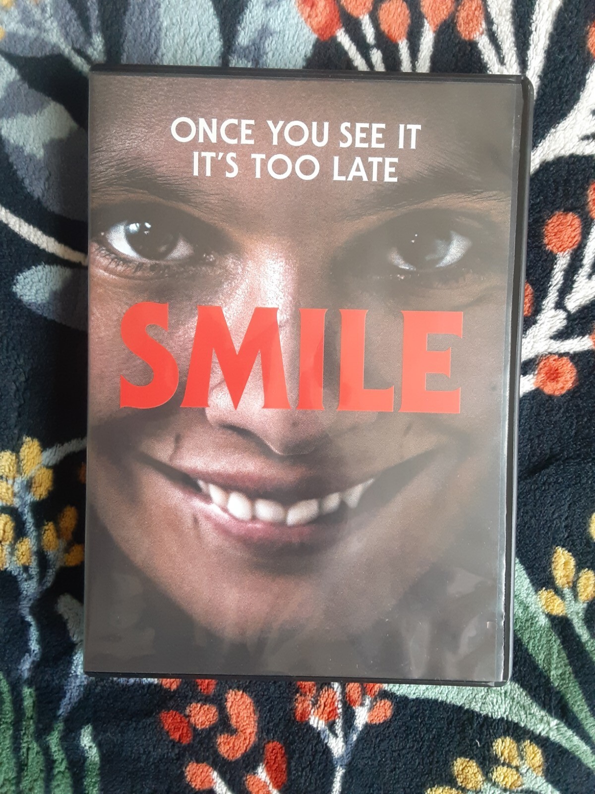 SMILE DVD/2022 HORROR/SOSIE BACON/KAL PENN/JESSIE T USHER/ROBIN WEIGERT/JUDY REY