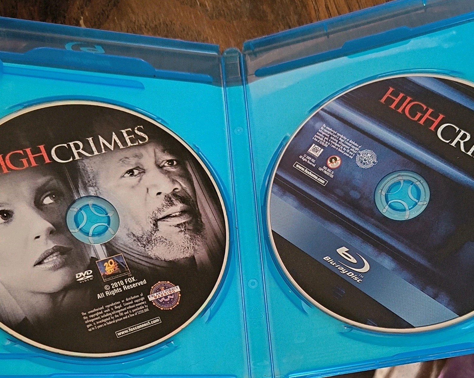 High Crimes Blu-ray Widescreen Commentary PG-13 Judd Freeman Franklin 2002