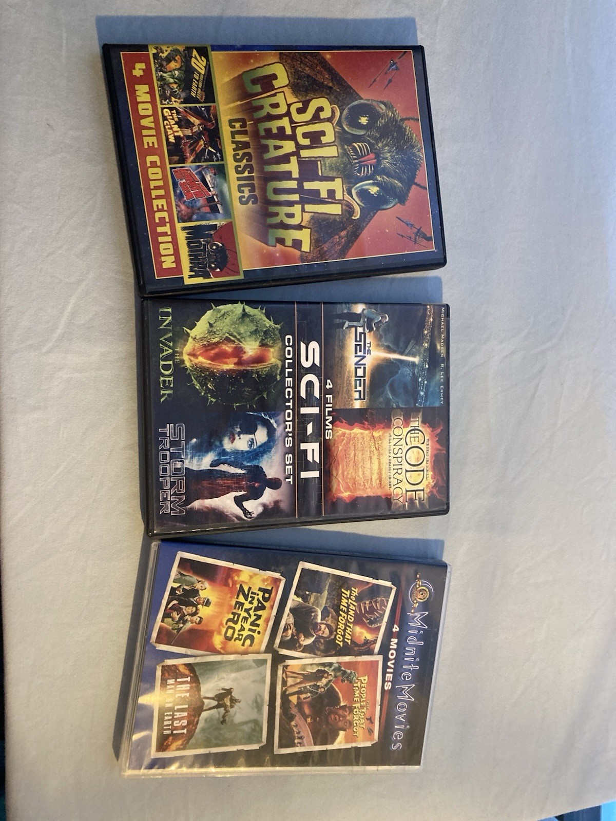 DVDs Sci Fi And Fantasy 20 Movies Total Some Stars Kostner, Cusack, M Wahlberg