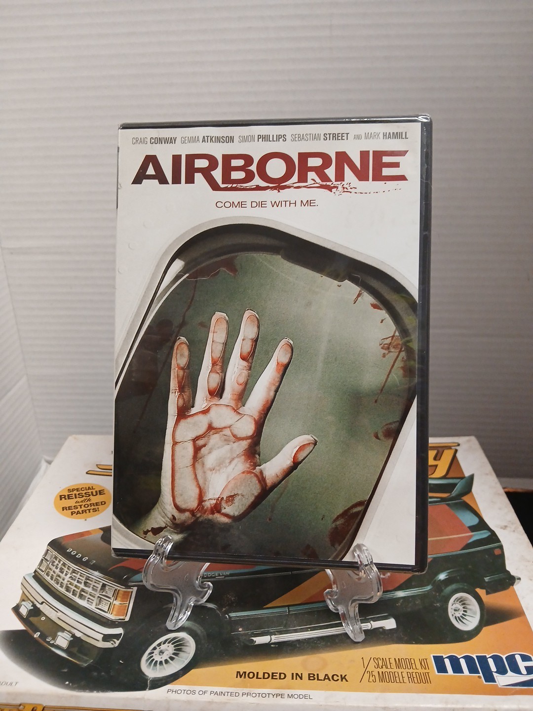 Airborne (2012 DVD 80 Min NR) Mark Hamill Factory Sealed
