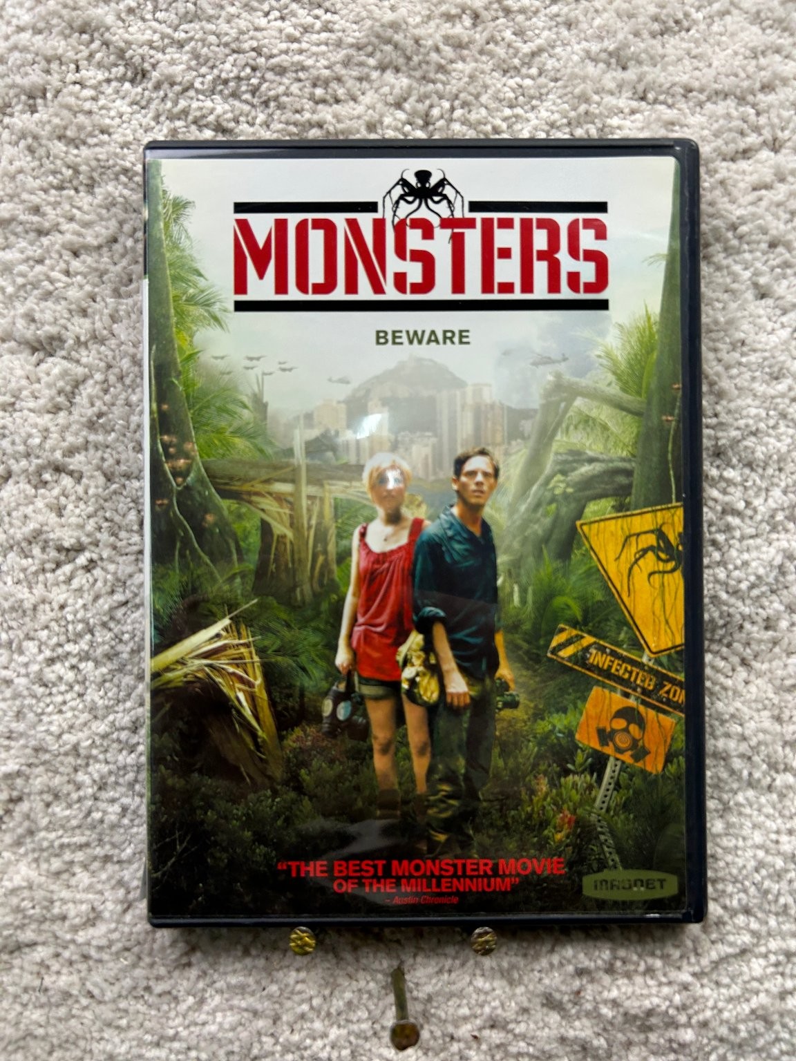 Monsters DVD 2010 Widescreen Gareth Edwards Scoot McNairy Alien Invasion Sci-Fi