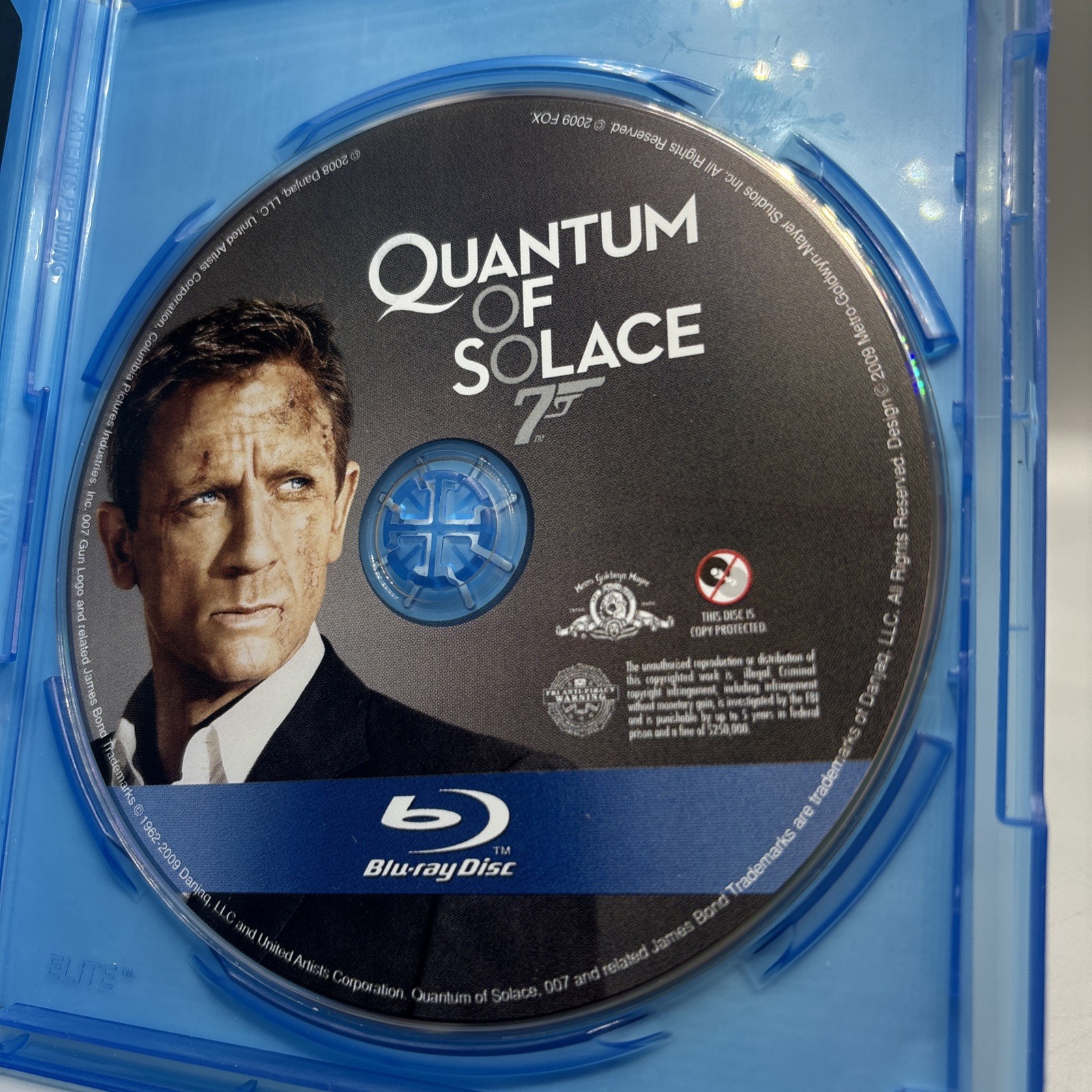 Quantum of Solace & Casino Royale (Blu-ray) Lot Of 2 ~Daniel Craig Bond ~Vg Cond