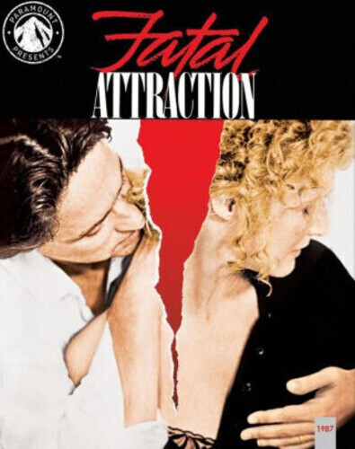Fatal Attraction (Paramount Presents) [Used Very Good Blu-ray]