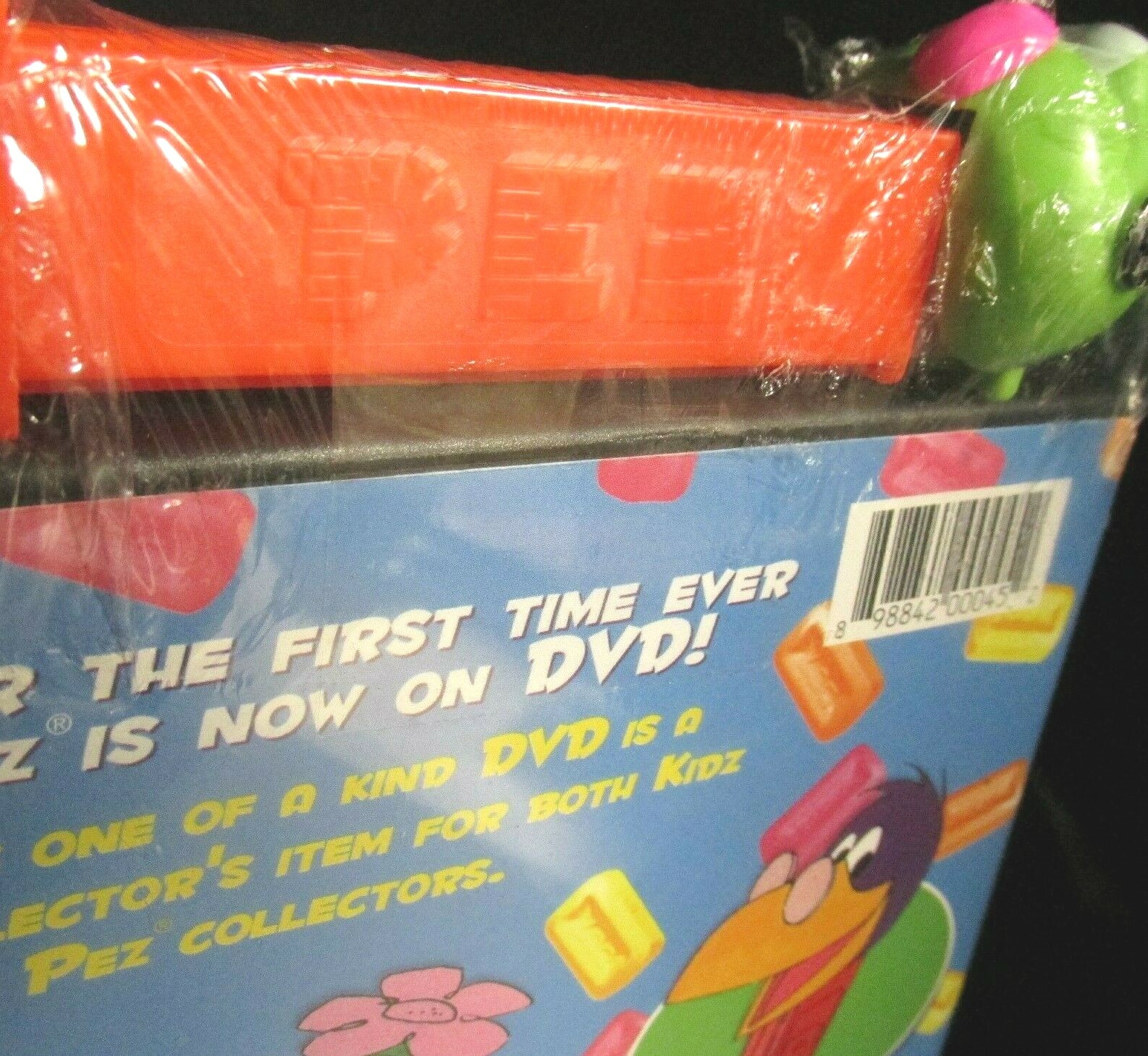 PEZ, NEW! DVD with Dispenser Collectors Edition 2 Movies,Sing,Video,Gift Kids