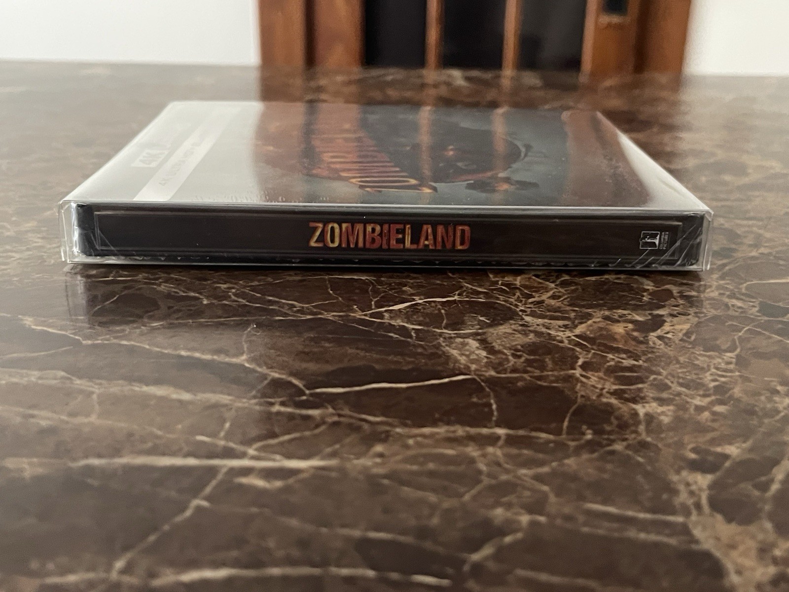 Zombieland 4k Steelbook (With Protective case )
