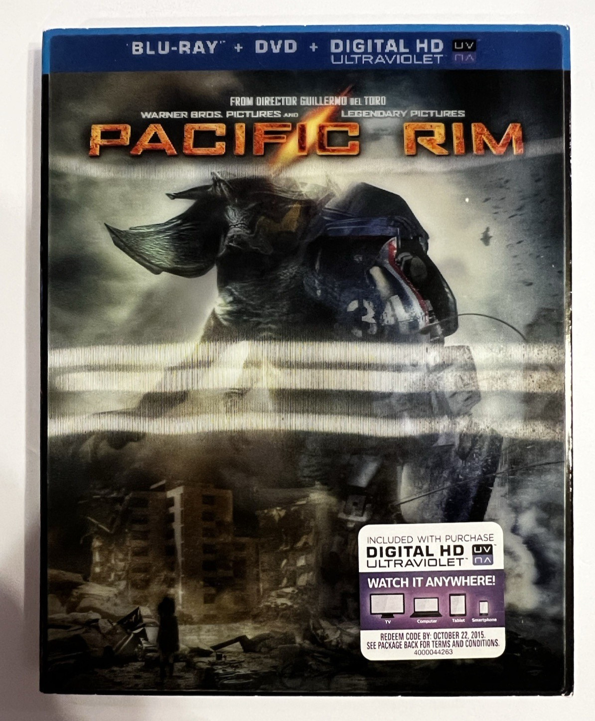 Pacific Rim (2-Blu-ray & 1-DVD) With Lenticular Slipcase-Kaiju Action-Like New
