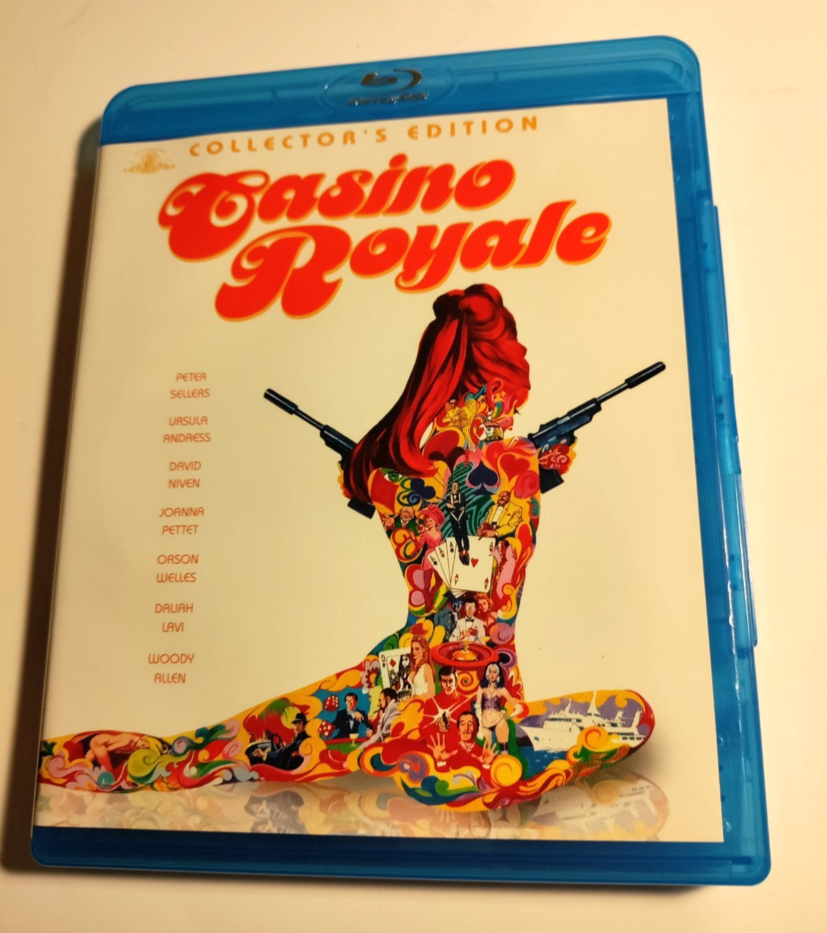 Casino Royale 1967 (Blu-ray,2011) LIKE NEW -RARE OOP -David Niven, Peter Sellers