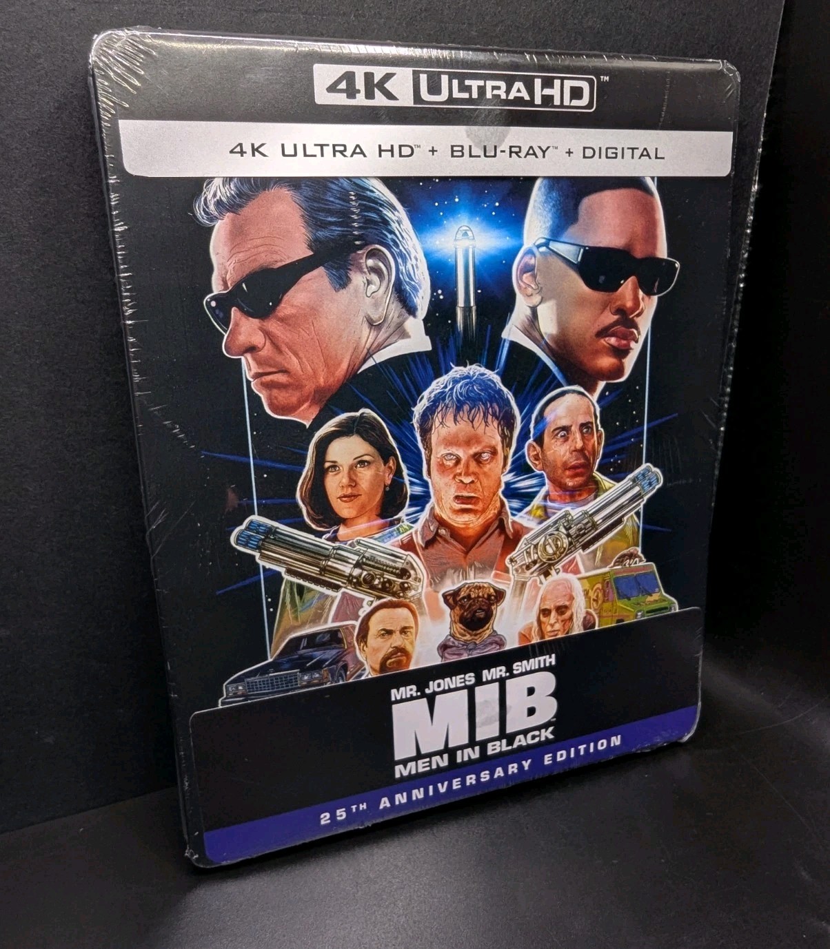 Men in Black 25th Anniversary Steelbook 4K UHD Blu-ray W/Digital Code 1997 NEW