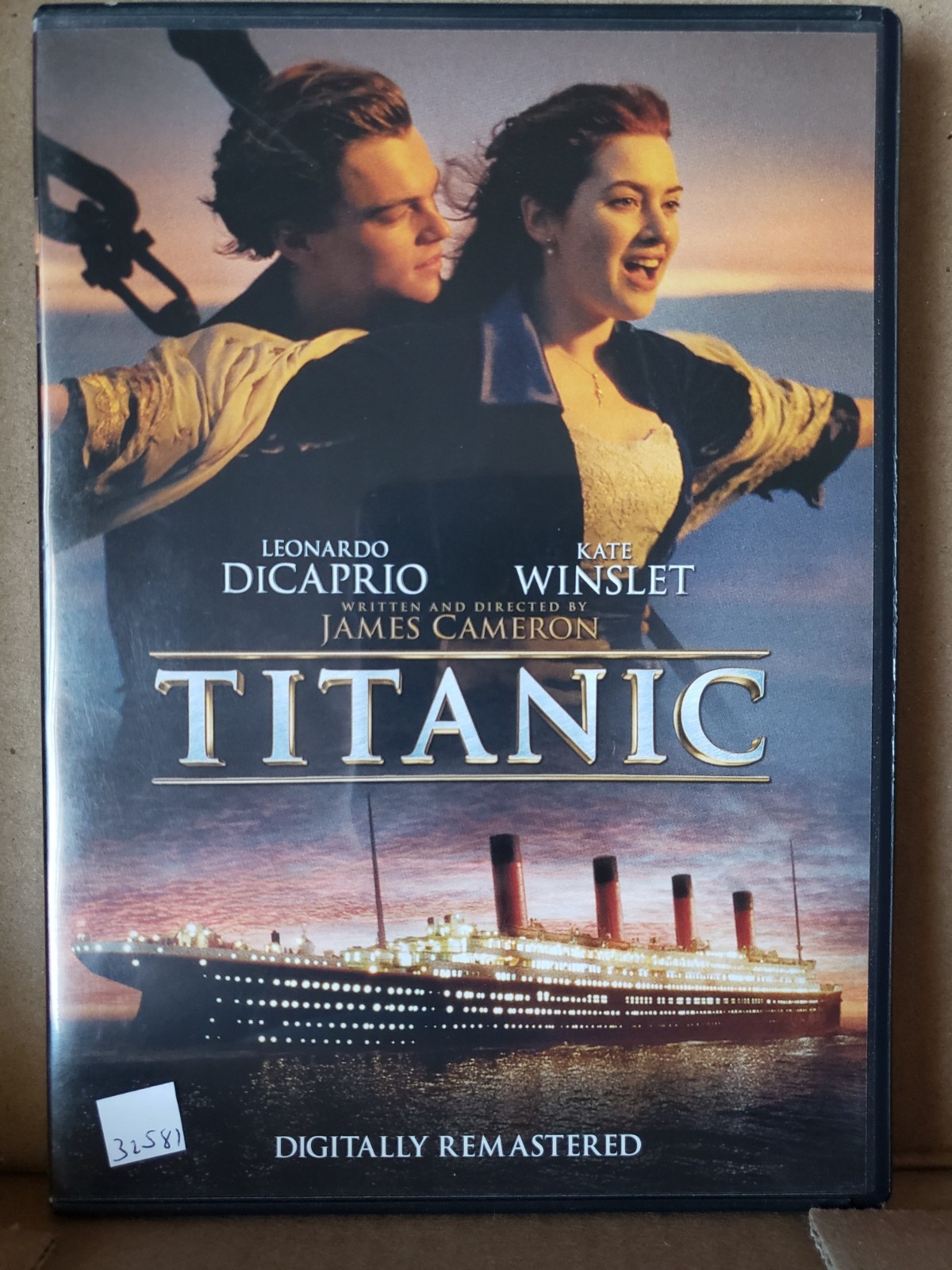 Titanic (DVD, 1997) disc’s only & art #32581 — case is extra